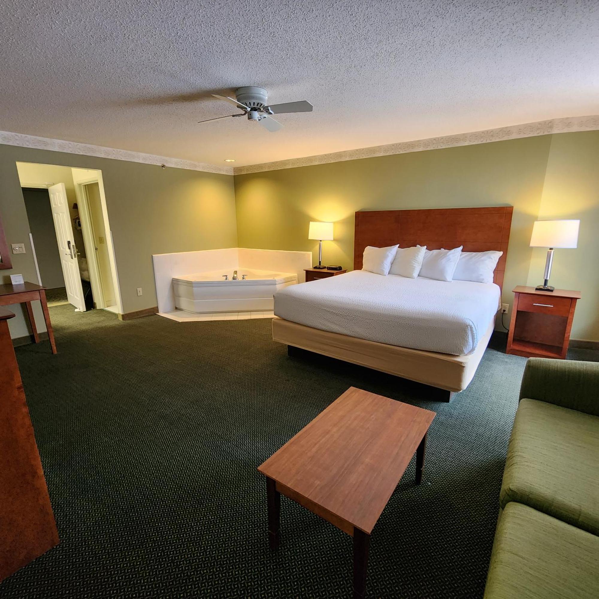 Baymont By Wyndham Mackinaw City Ngoại thất bức ảnh
