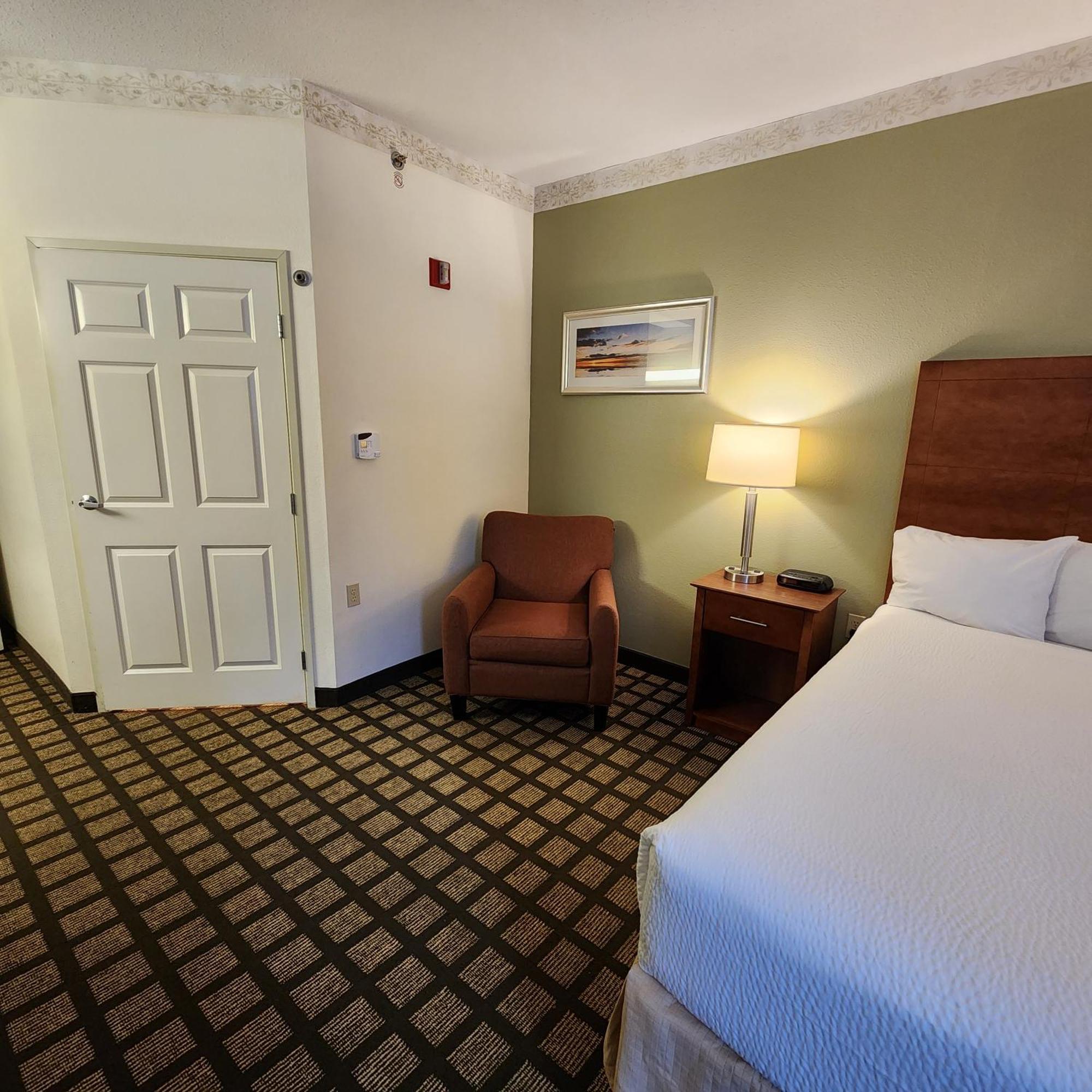Baymont By Wyndham Mackinaw City Ngoại thất bức ảnh